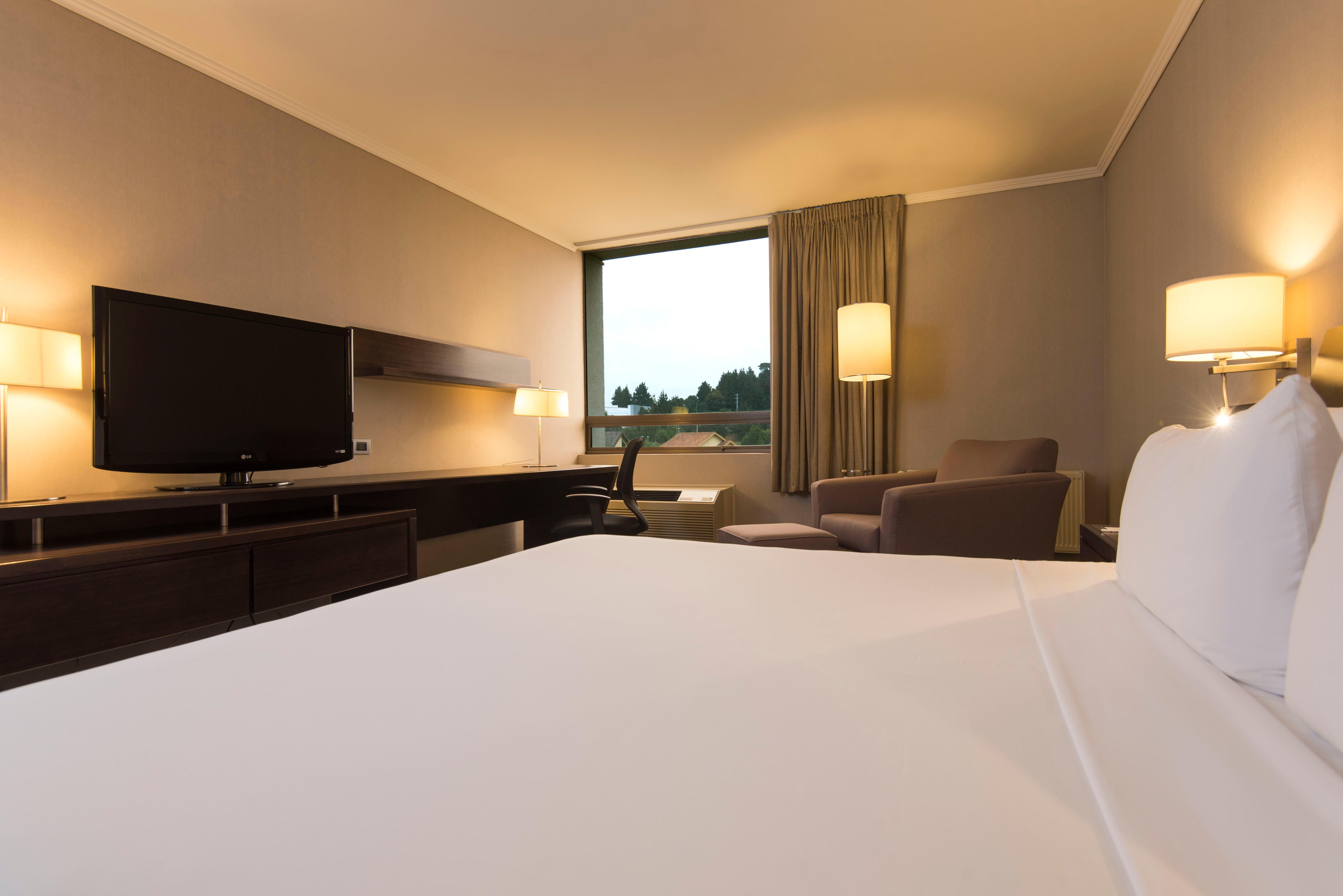 Holiday Inn Express - Concepcion By Ihg Dış mekan fotoğraf